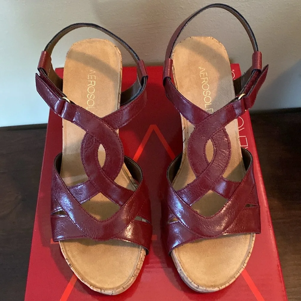 AEROSOLES brand new